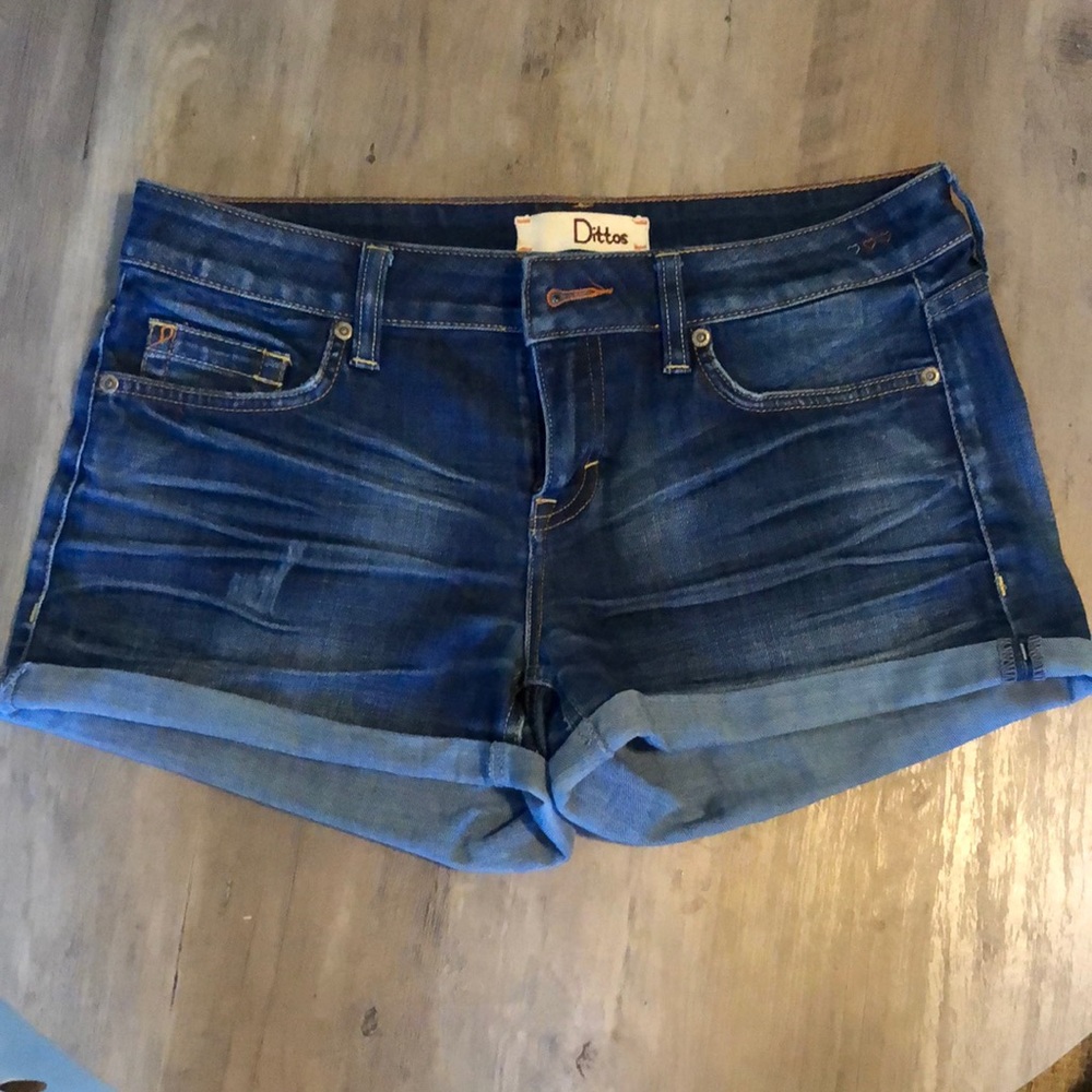 Dittos Denim Short Mid Rise Shorts. Size 27